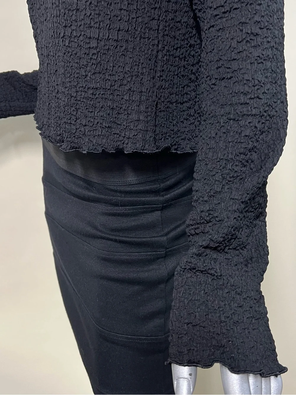 A New Day Women’s Small Textured Long Sleeve Crinkle Blouse Crew Neck Top Black